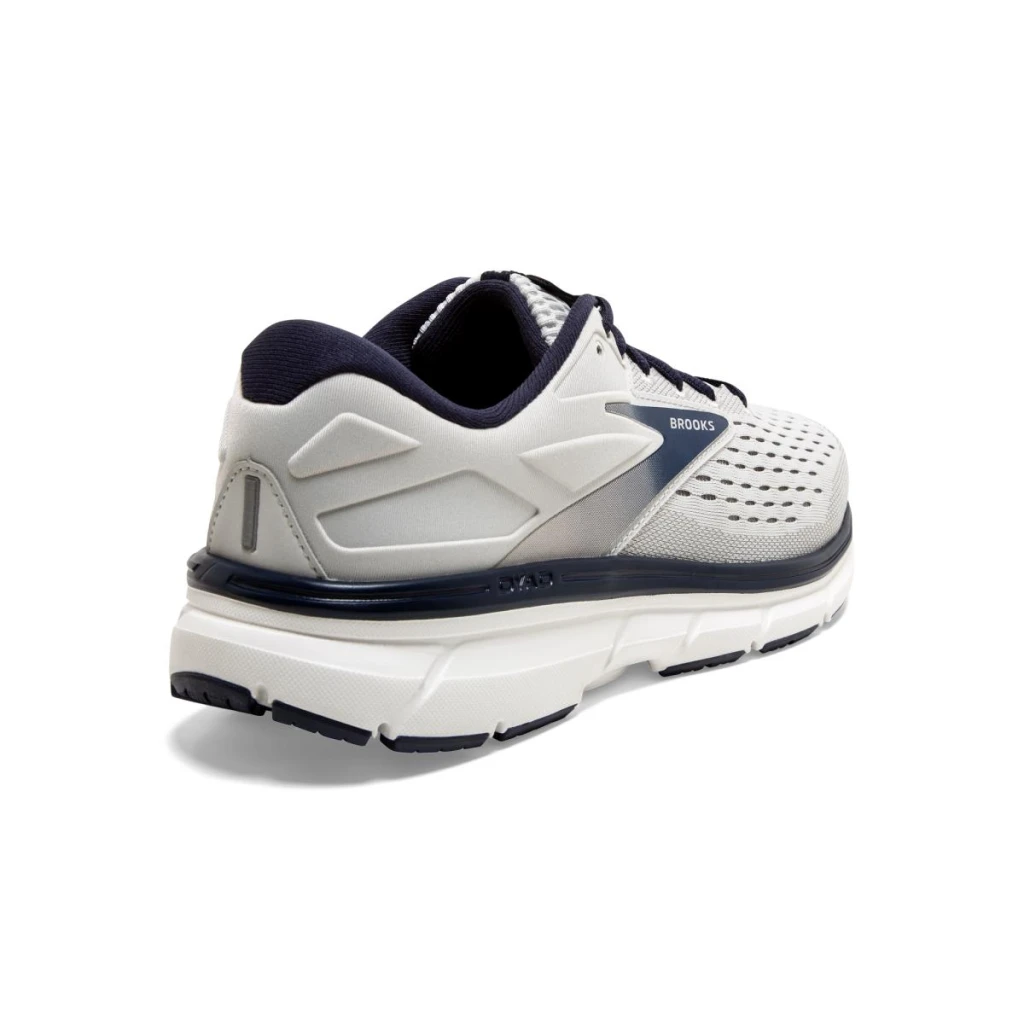 {BROOKS Dyad 11 {1103234E071