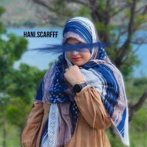 روسری نخی پنبه‌ای قواره ۱۴۰ (چهار فصل)