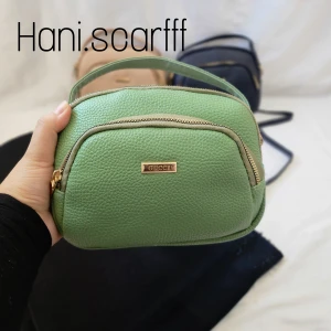 کیف سه زیپ رنگ سبز