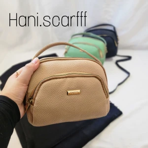 کیف سه زیپ رنگ کرمی