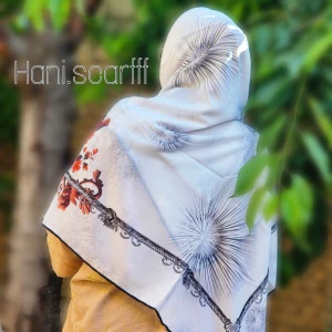 روسری نخی قواره ۱۴۰ (چهارفصل)کد 4۰